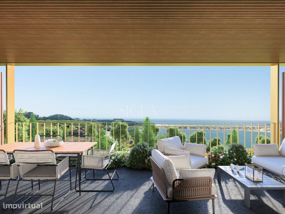 T4 Apartment in Afurada