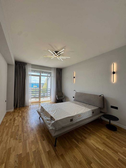 Продаж будинку з ремонтом по вулиці Кульпарківська біля Rivyera City