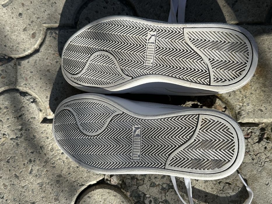 Кросівки Puma білі