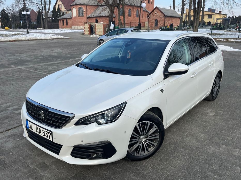 Peugeot 308 1.5BlueHDI 130KM AUTOMAT FULL LED Podgrz Fotele Zadbany