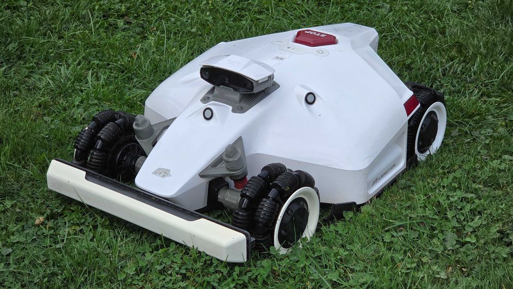 Robot koszący Mammotion LUBA 2 AWD 5000 – RTK bez kabla, kamera FPV, garaż + ostrza