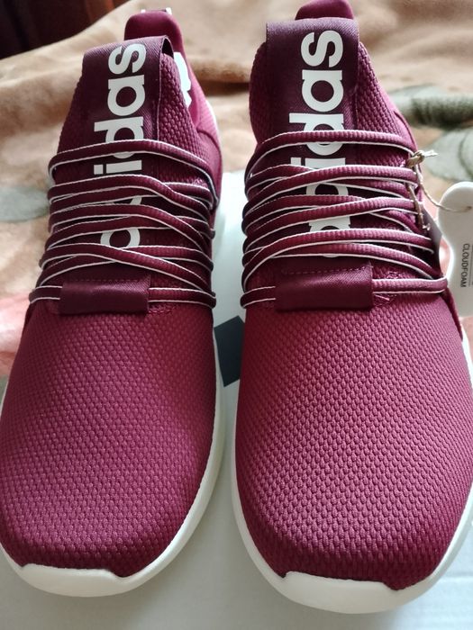 Кросівки чоловічі