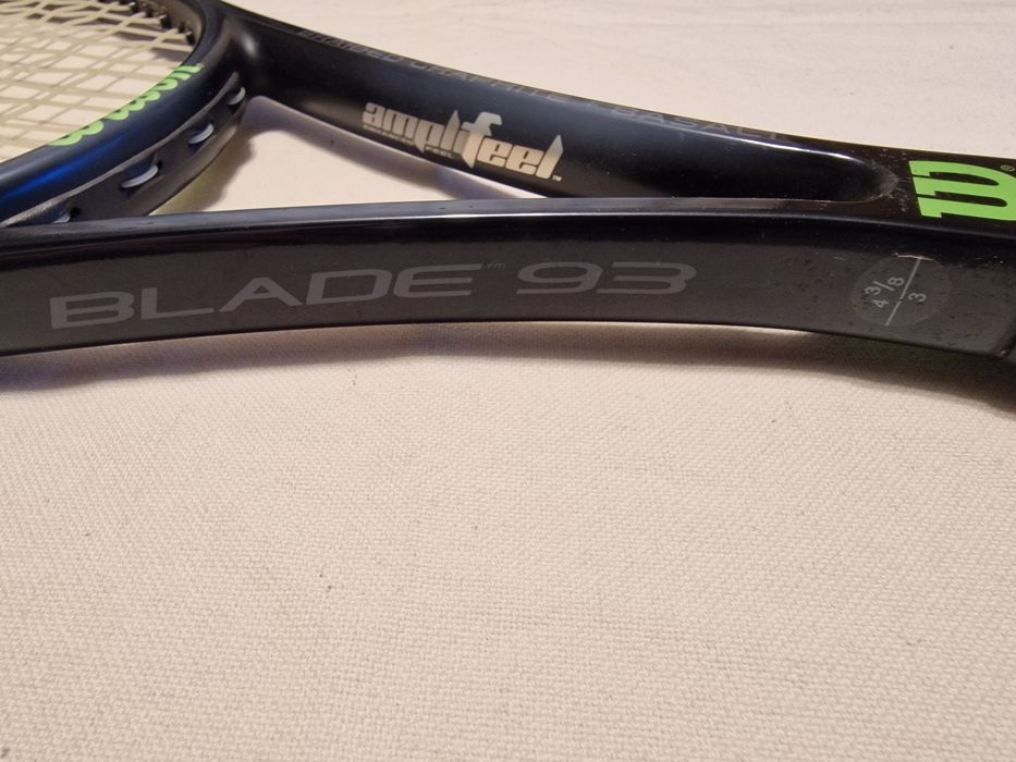 Rakieta tenisowa Wilson Blade 93