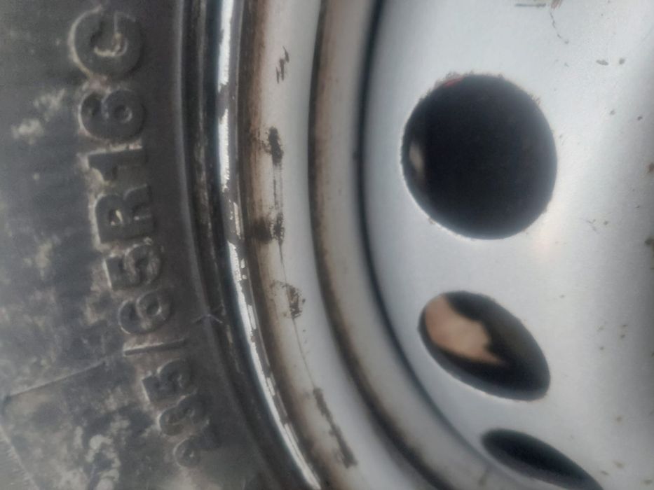 Koła mercedes Sprinter 4 sztuki 235/65/16