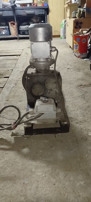 Wyciągarka budowlana