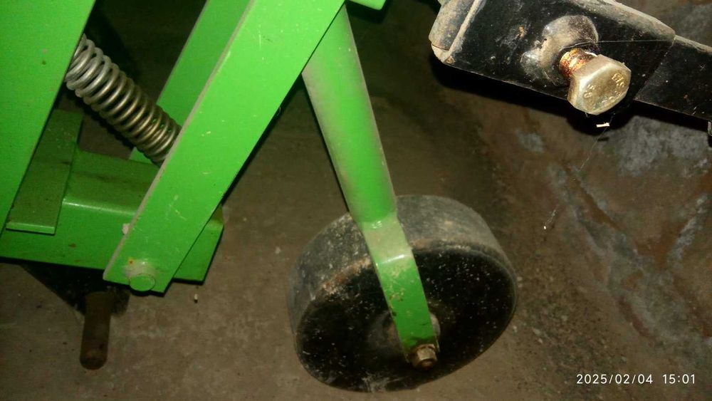 Культиватор окучник 2х-секційний