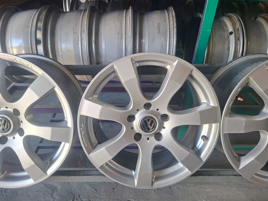 Диски Platin 5/120 R17 7,5J ET35. VW T5,Opel Insignia.