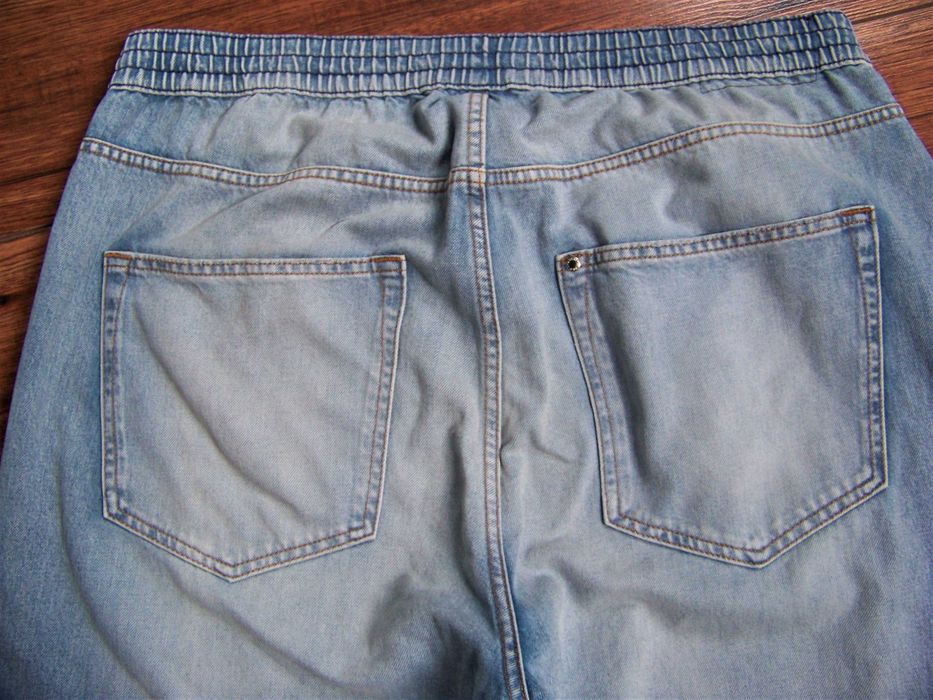 Spodnie jeans H&M r.XL Relaxed Fit jasny niebieski prosta nogawka