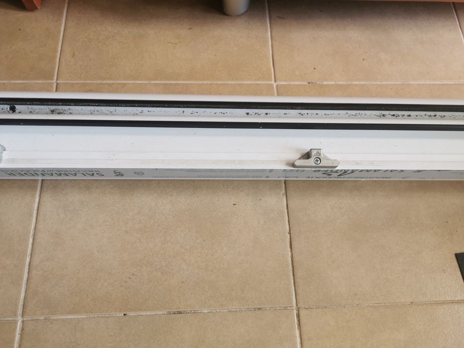 Okno nowe Salamander 112x138. 3