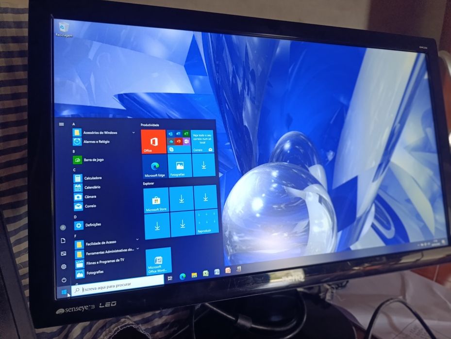 Portátil  como PC, com monitor externo