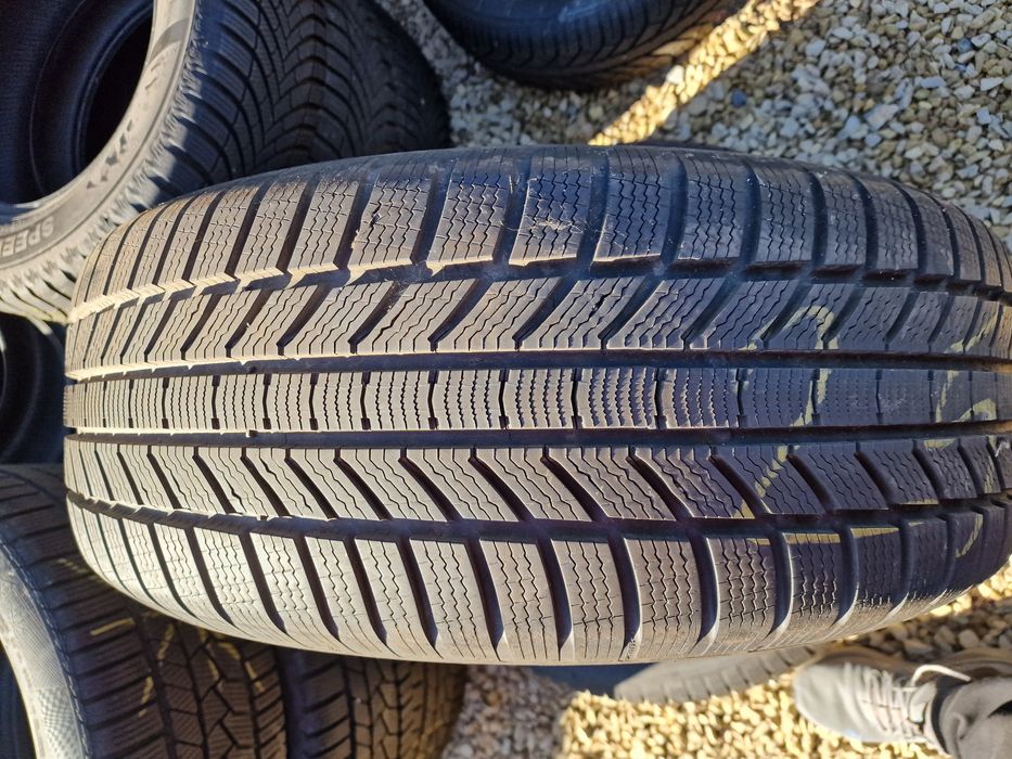 Opony zimowe Continental 265/60R18