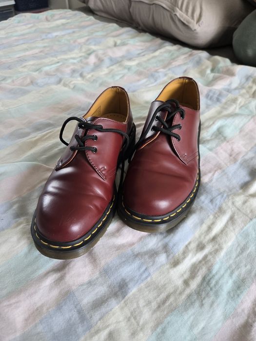 Glany dr. Martens bordowe