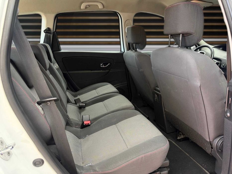 Renault Grand Scénic GPS+Cruise+J17 c/Garantia - 145€ p/mês