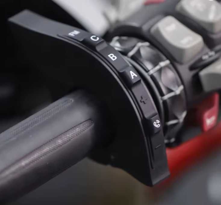 Intercomunicador Bluetooth V6 Pro p/ Capacete de Motos