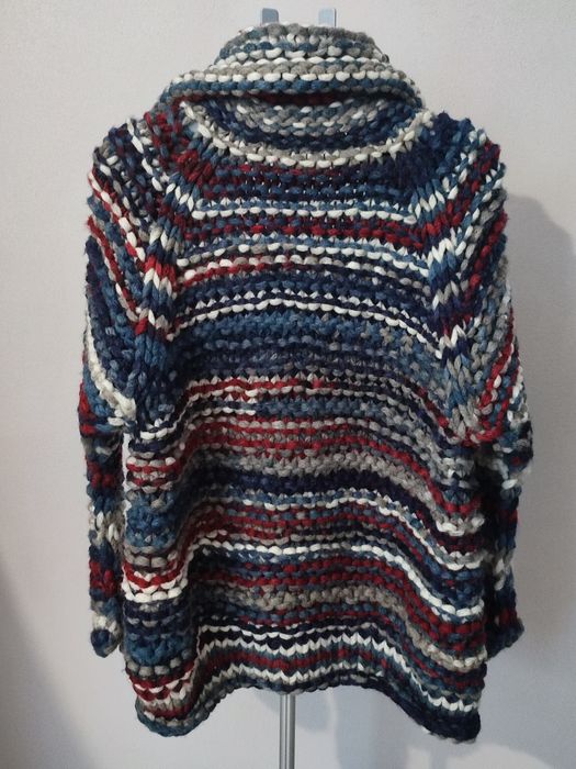 Модные вязаные свитера