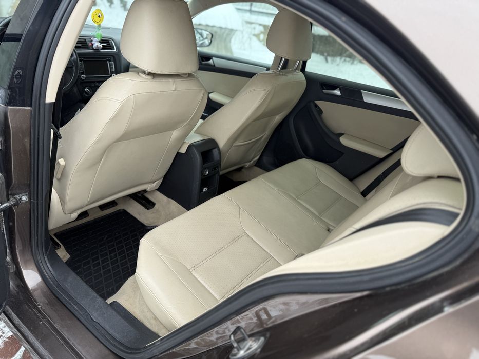 VW JETTA 2014p 1.8 tfsi АВТОМАТ! , Гарний стан!