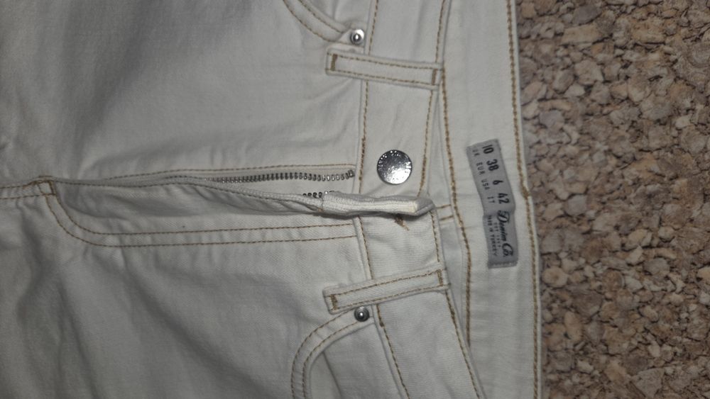 Білі джинси М Denim. Co