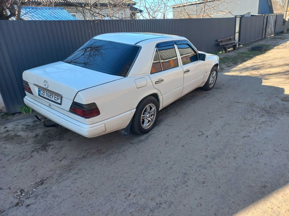 Мерседес w124 e260