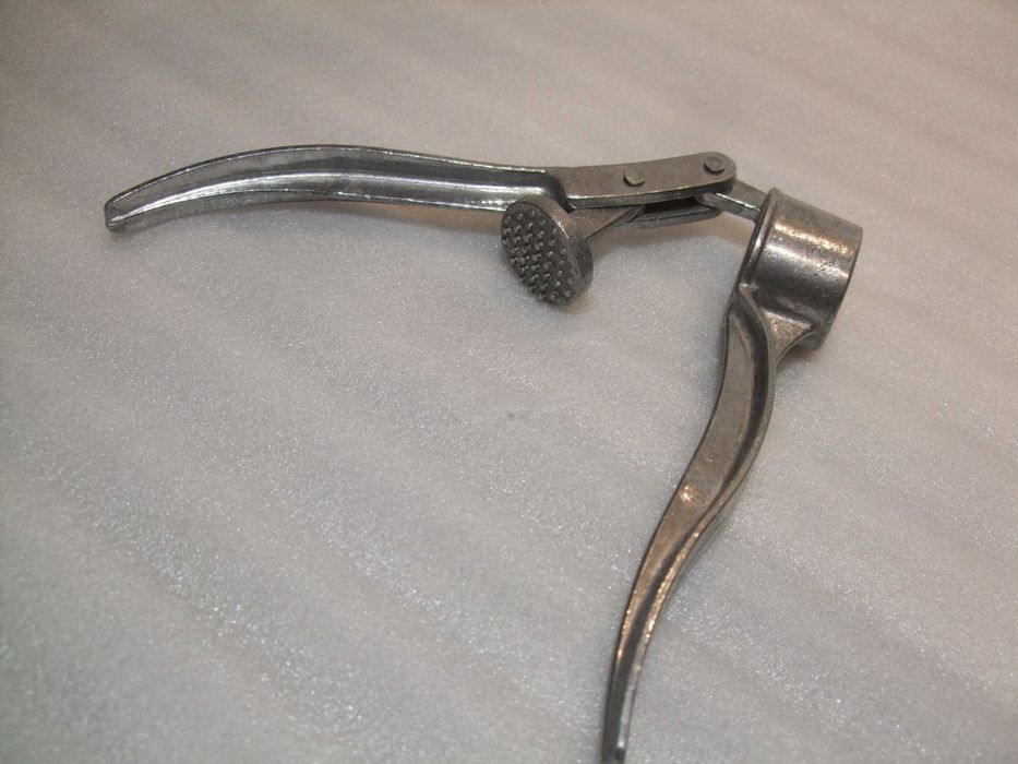 Wyciskacz do CZOSNKU PRASKA Wyciskarka METALOWA Ręczna MOCNA Zgniatacz