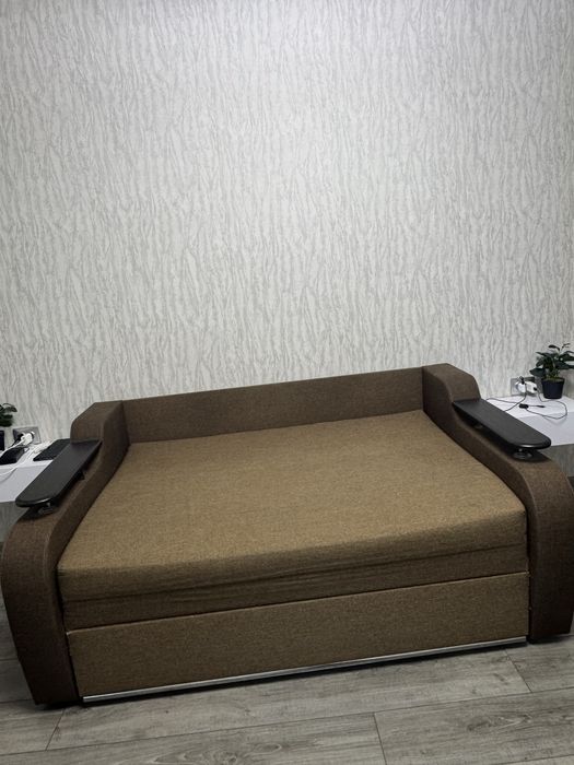 Продам диван б/у