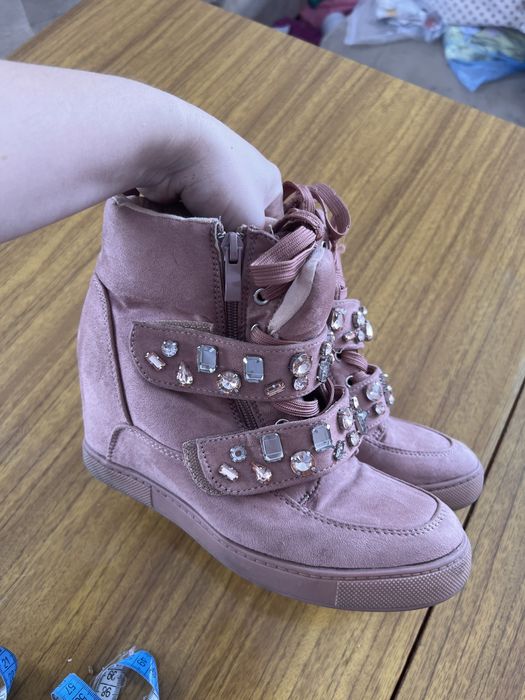 Снікерси 39 розмір