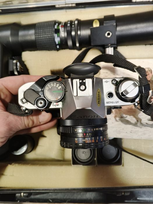 Canon AE-1 aparat fotograficzny