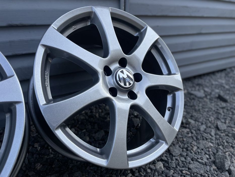 Продам комплект оригінальних дисків для Volkswagen 5/112 R18 5*112 18