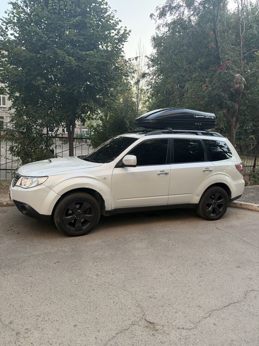 Автомобіль Subaru Forester 2010