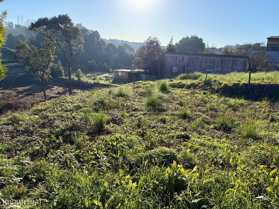 Terreno Urbano  Venda em Mafamude e Vilar do Paraíso,Vila Nova de Gaia — Mafamude E Vilar Do Paraíso, Porto