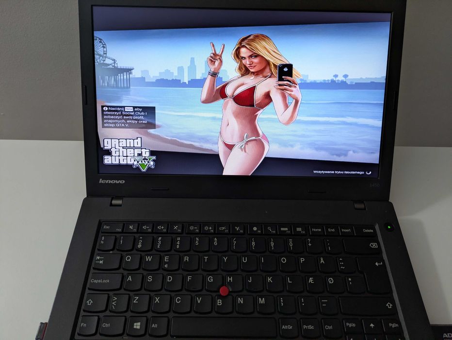 Laptop Ultrabook Lenovo FULL HD Stan Idealny i5 RAM 8GB Dysk SSD Windows 11 Bateria 10 godzin GTA 5