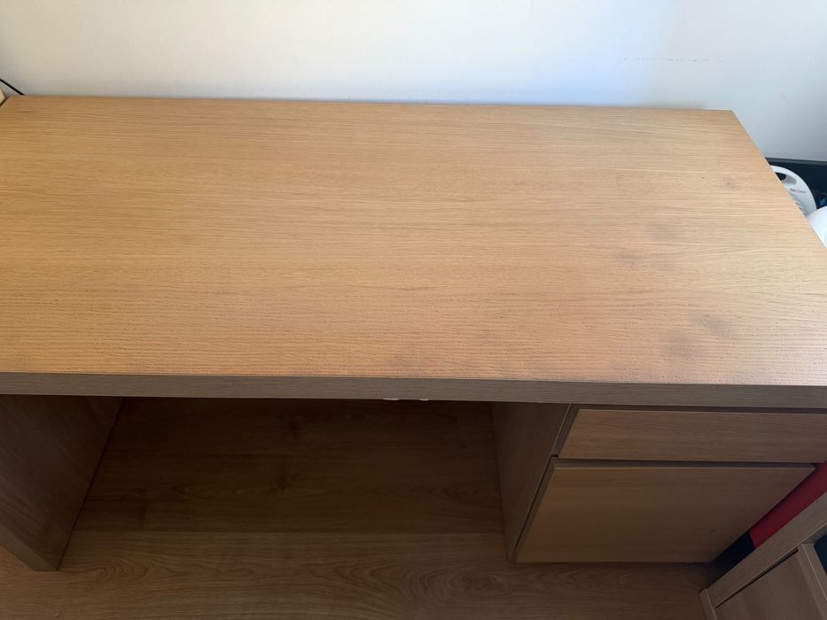 Secretaria de escritorio do IKEA