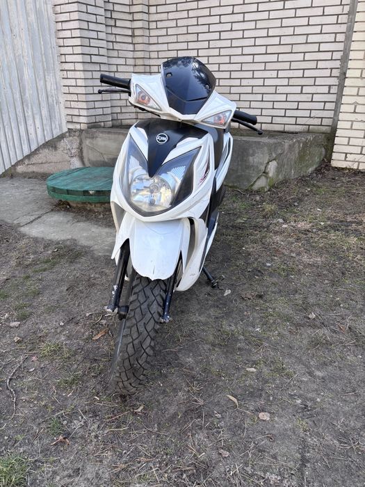 Обміняю скутер SYM symphony