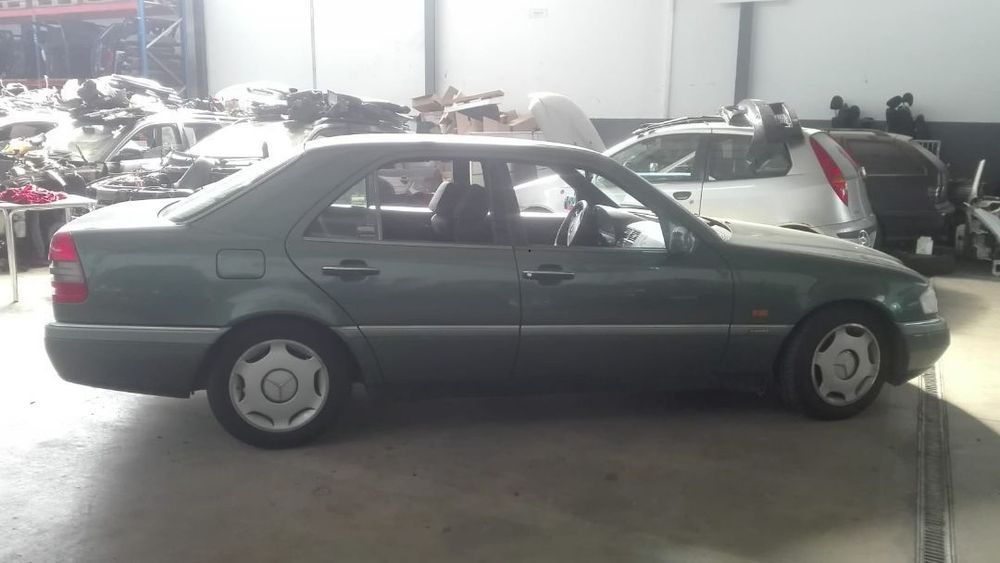 Tablier Mercedes W202 C180 de 1995