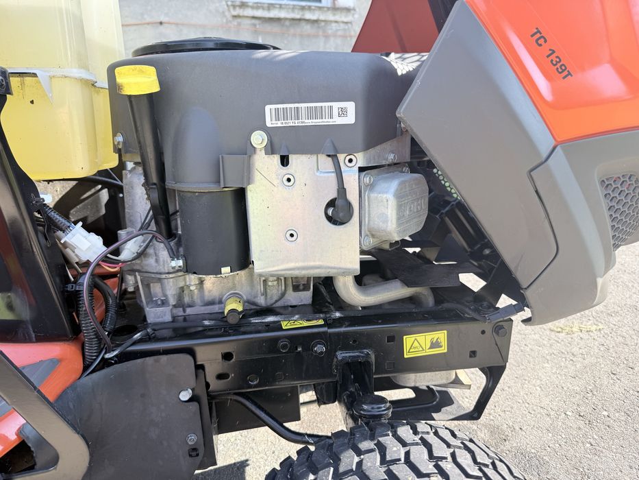 Sprzedam traktorek-kosiarkę Husqvarna TC 139T