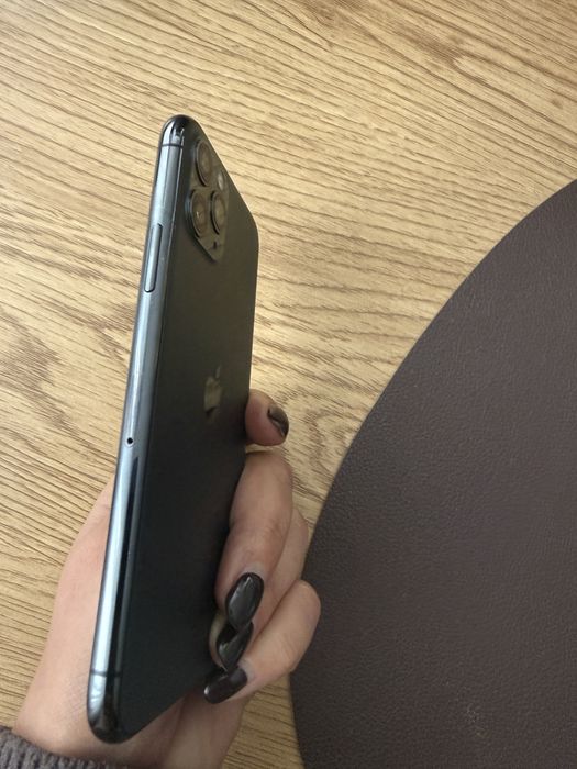 Sprzedam IPhone 11 Pro 256GB
