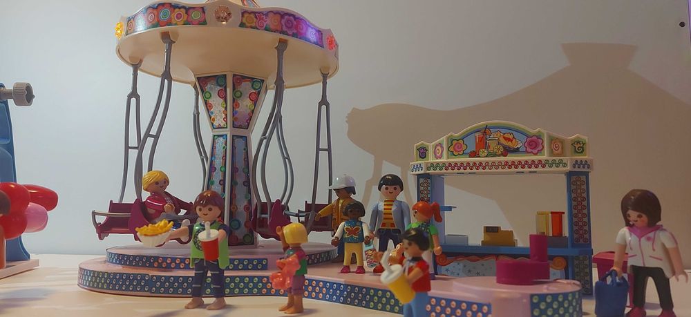 Lote Playmobil Parque de Atrações / Feira Popular com Carrossel de Luzes + Extras