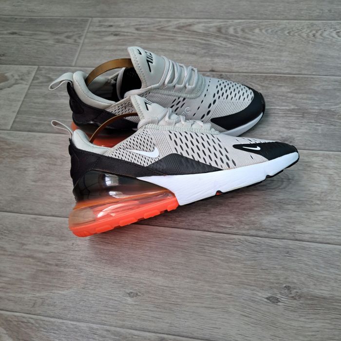 Кроссовки NIIKE AIR MAX 270 р.38 оригинал