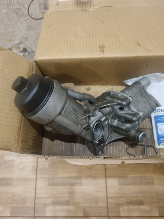 Теплообмінник Шевроле Круз 1.4 радиатор масляний