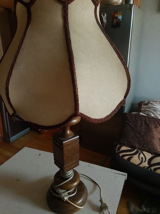 Sprzedam stojąca lampę