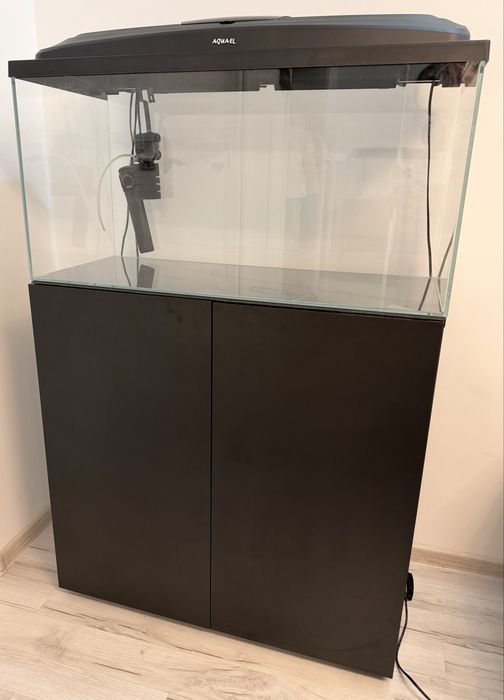 Akwarium 80x35x40 z szafką i wyposazeniem