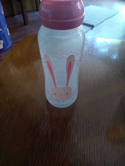 Baby Bottles in Good Condition64550413765763121