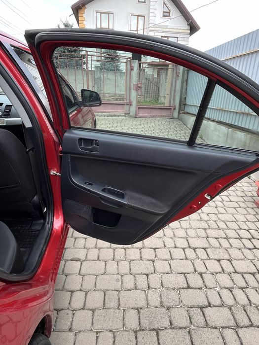 Mitsubishi Lancer 10