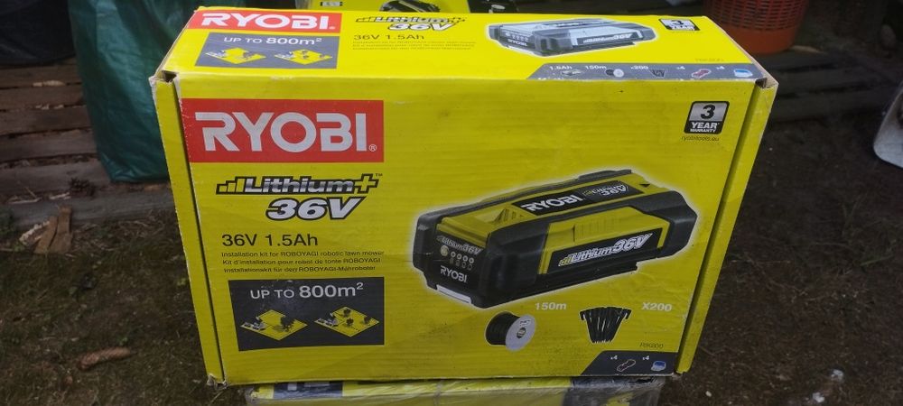 RYOB I -robot koszący