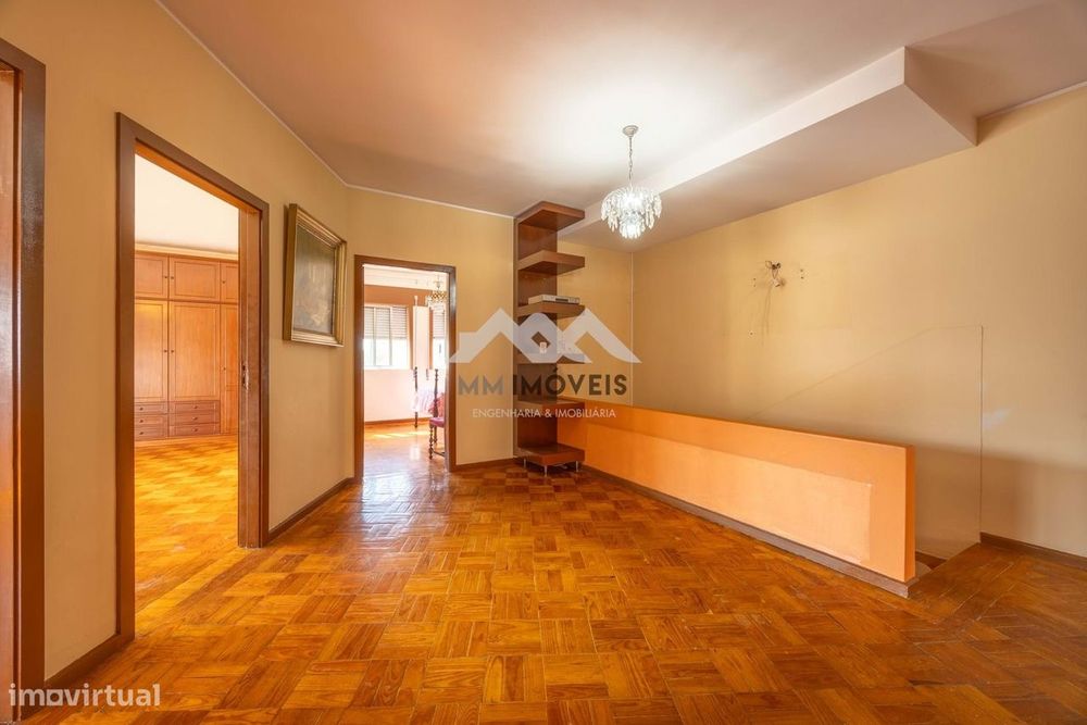 Imóvel Único: Habitação + Espaço Comercial | Excelente Oportunidade de