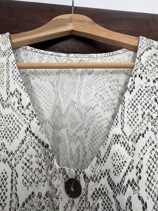 Vestido padrao serpente