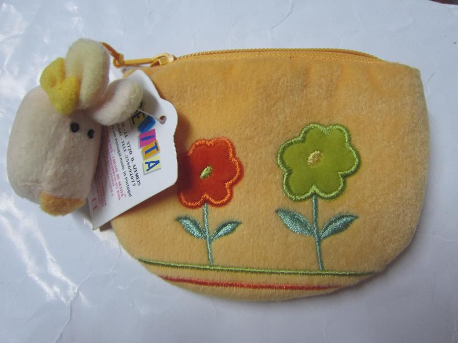 Bolsa Pequena com Fecho Setita