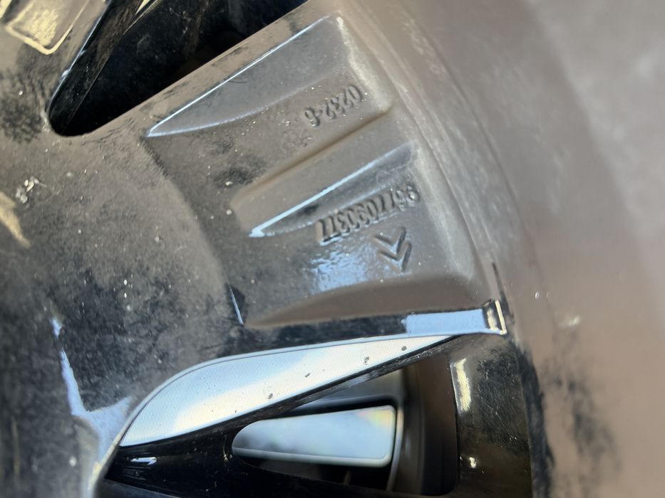 Jantes 17 Originais Citroen; e para Peugeot em 5x108