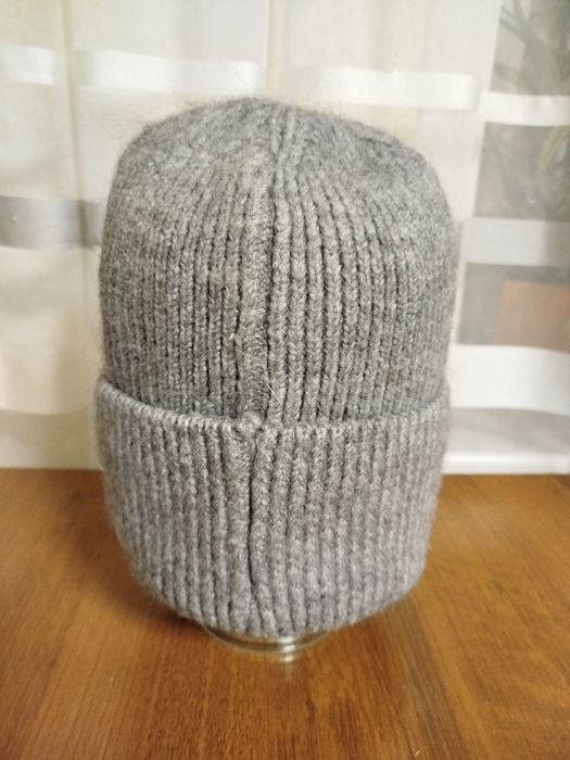 Шапка жіноча тепла