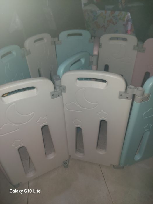 Parque dobrável infantil