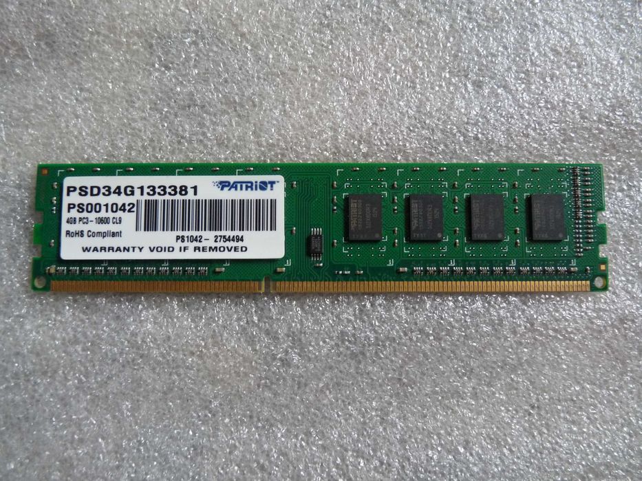 DDR3 4 GB  1333Mhz